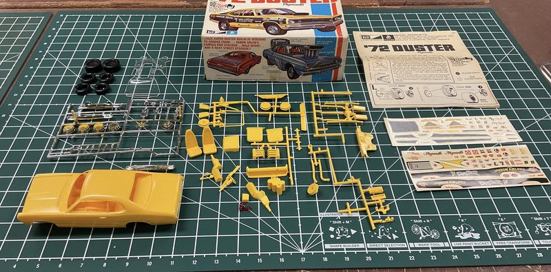 1:25 72 Plymouth Duster MPC  Model Car Kit 1 7228 225