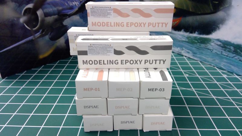 White Modeling Epoxy Putty MEP-02