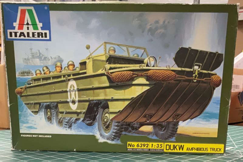 DUKW Amphibious Truck 1/35 - 6392
