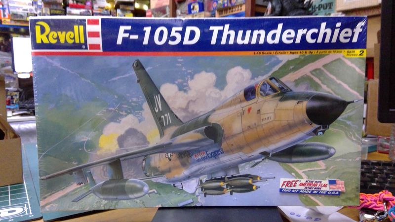 F-105D Thunderchief Revell No. 5840 1:48