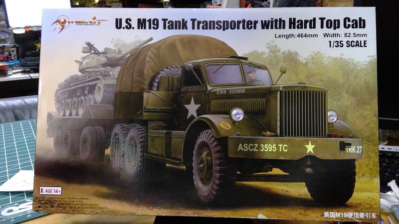 U.S. M19 6x6 Tank Transporter with Hard Top Cab Merit International No. 63501 1:35