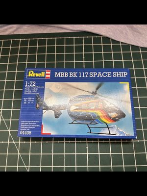 MBB BK 117 Space Ship - 1:72 - Sealed -  #04408