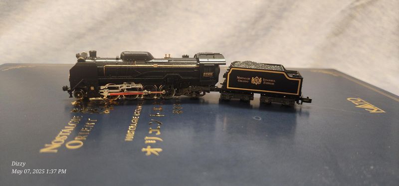 Nostalgie Istanbul Orient Express '88 KATO Full set. Engine + 13 rolling stock.