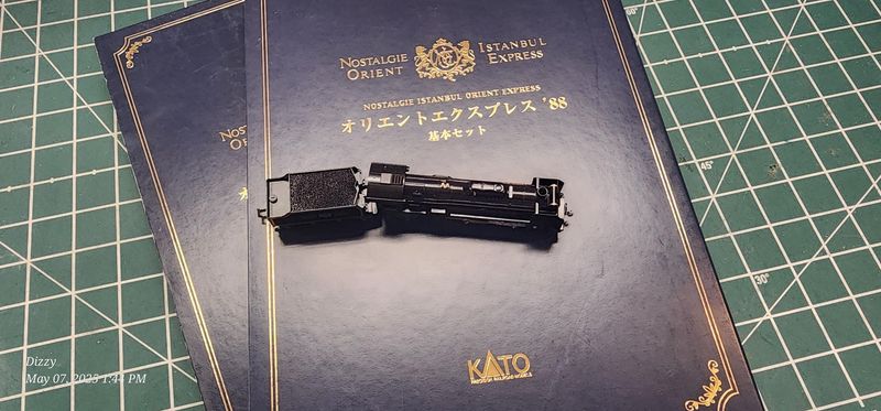 Nostalgie Istanbul Orient Express &#39;88 KATO Full set. Engine + 13 rolling stock.