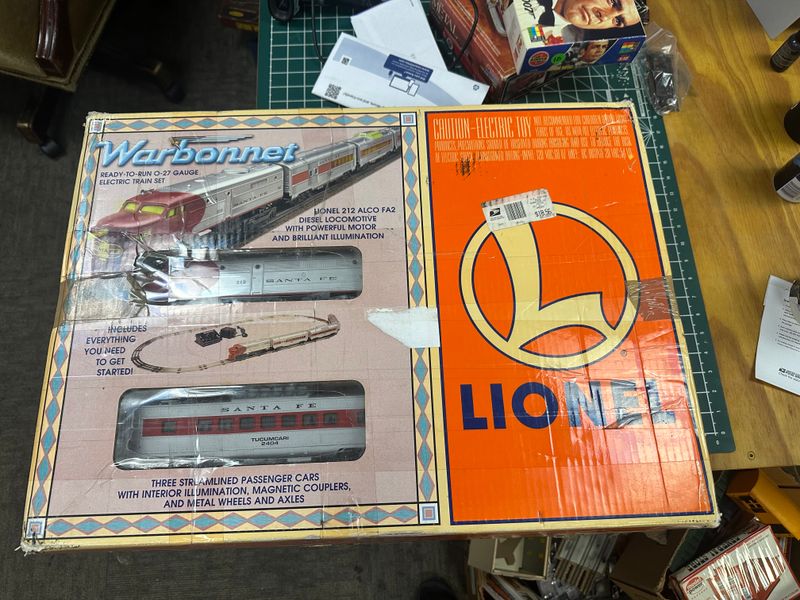 Lionel Warbonnet Box Set.