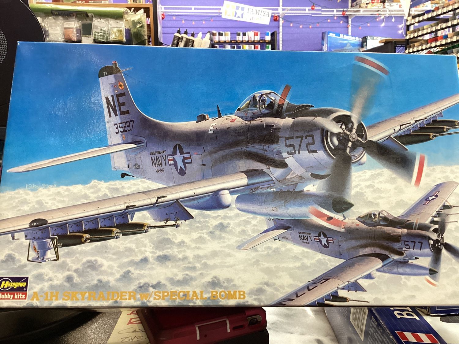 A-1H Skyraider Special Bomb Limited Toilette  Edition Hasegawa | No. 51464 | 1:72