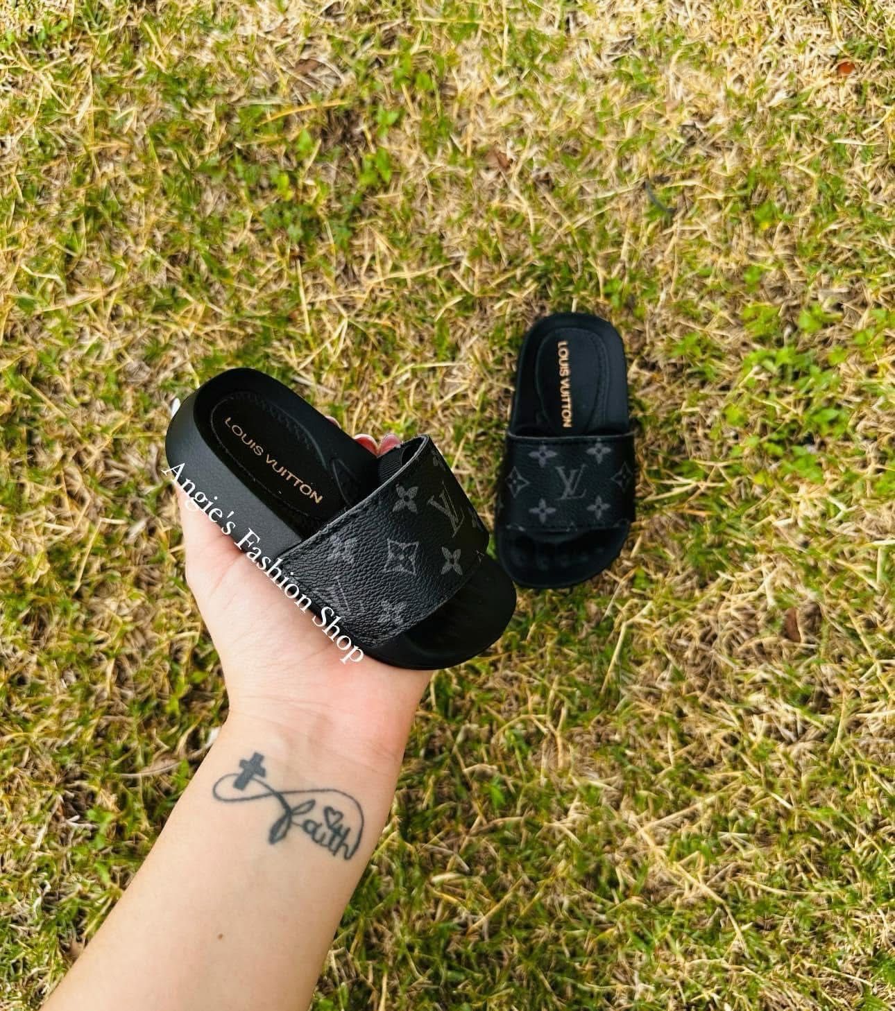 LV black slides