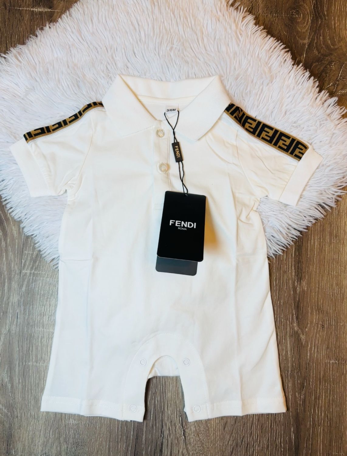 Fen-di romper (NO TAG)