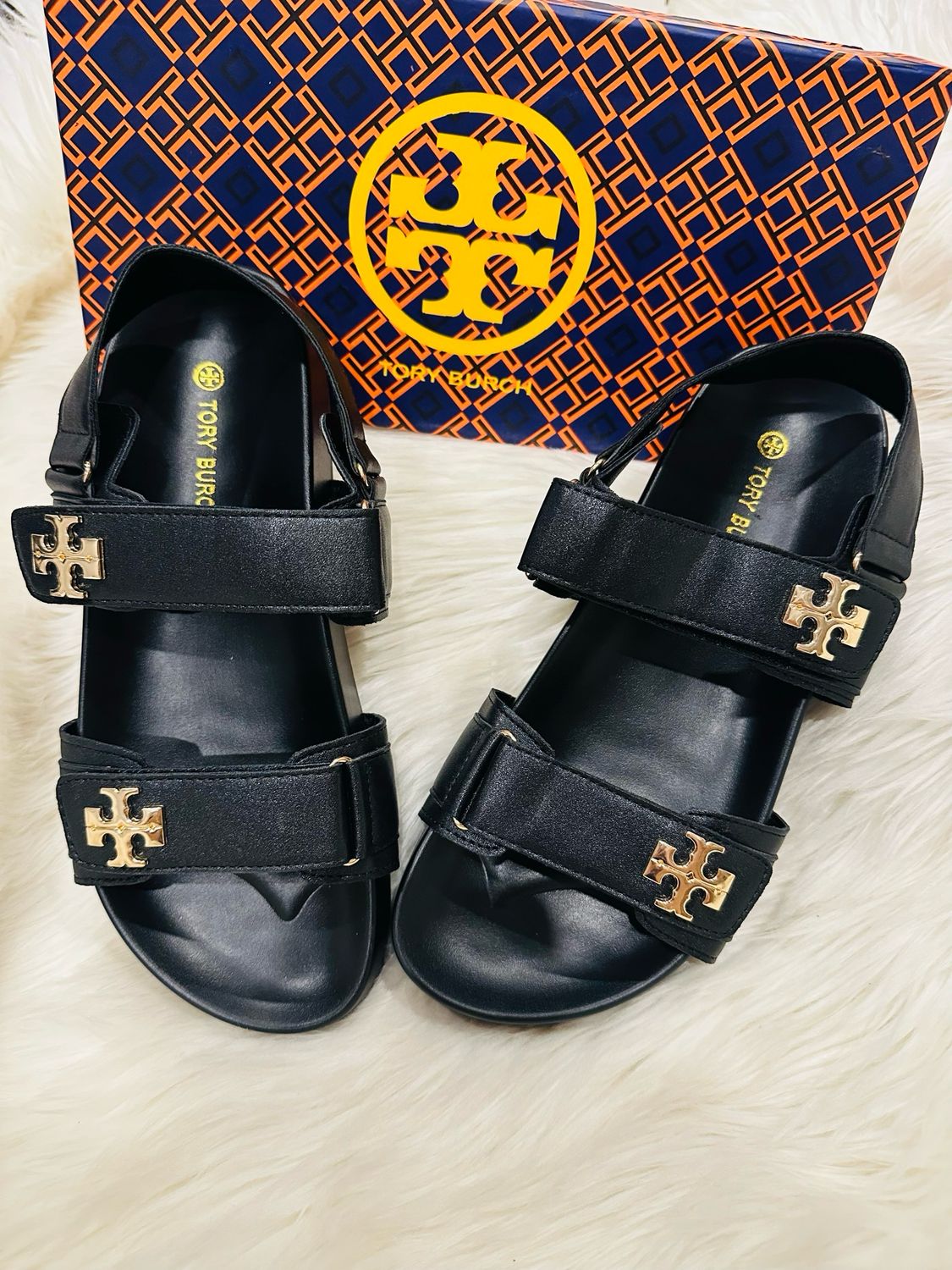 Size 6 (no box)