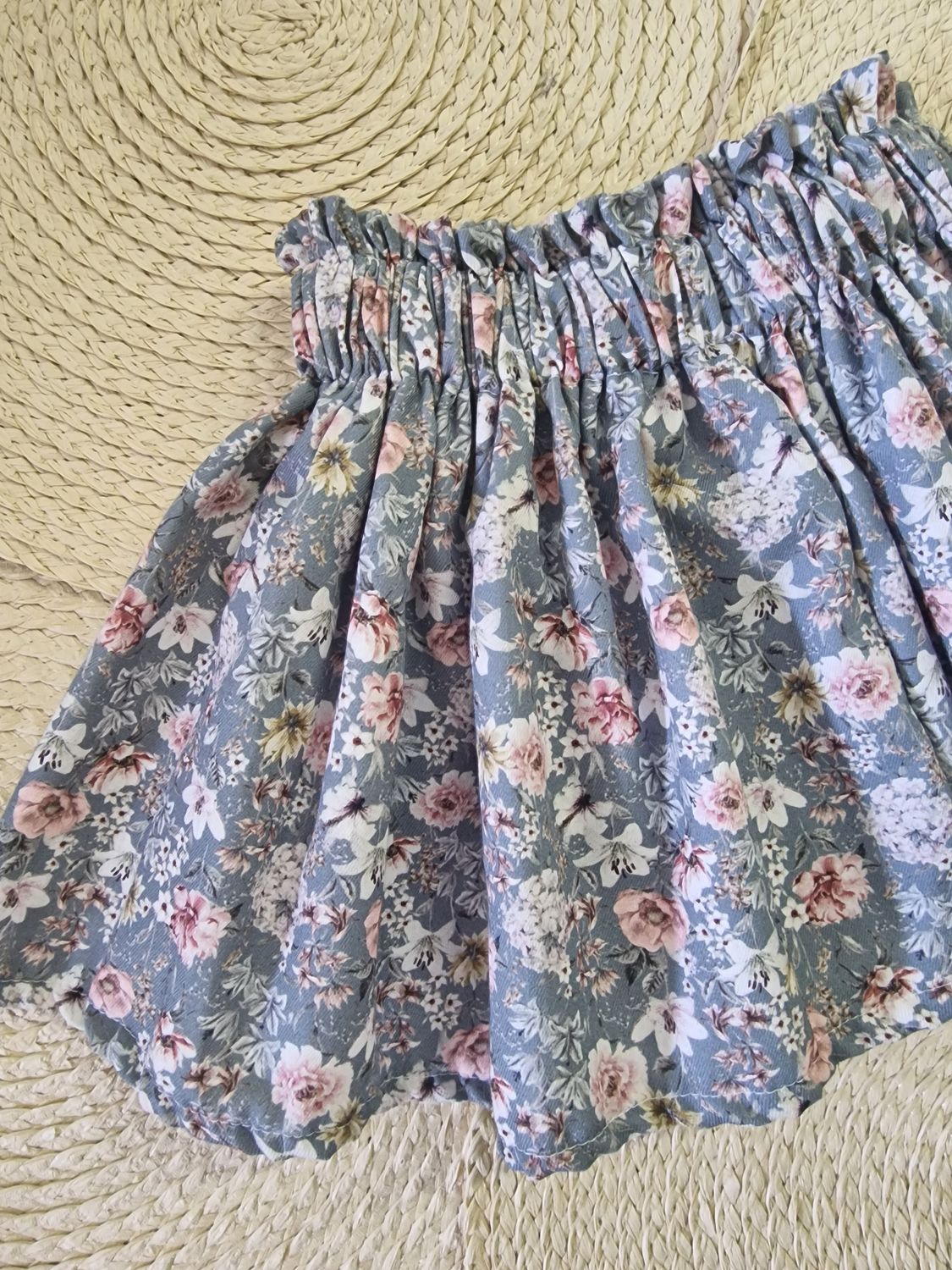 Falda flores azules