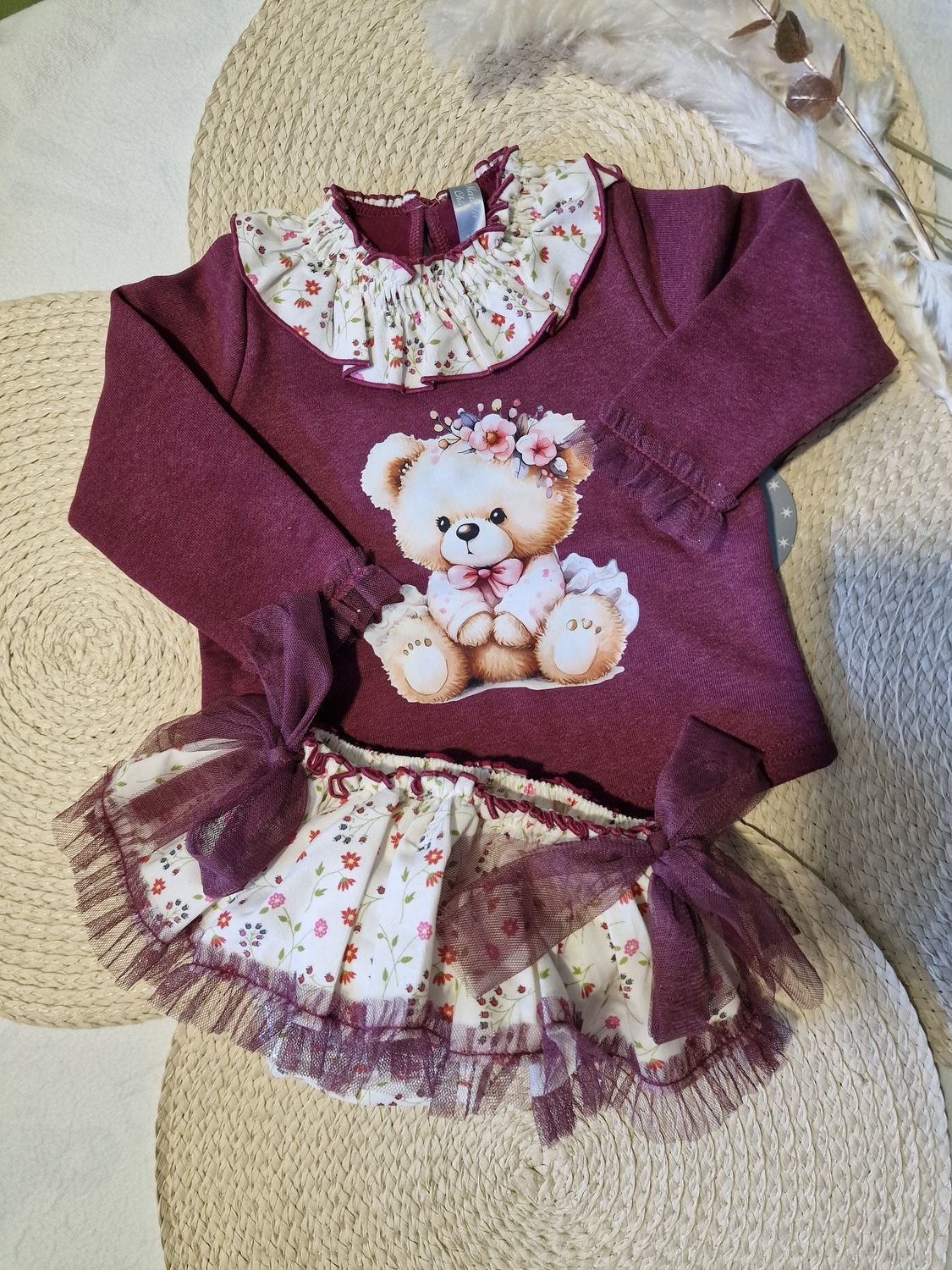 Conjunto oso burdeos