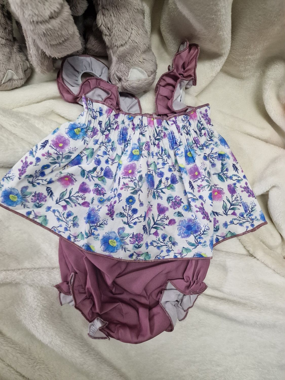Flores lila