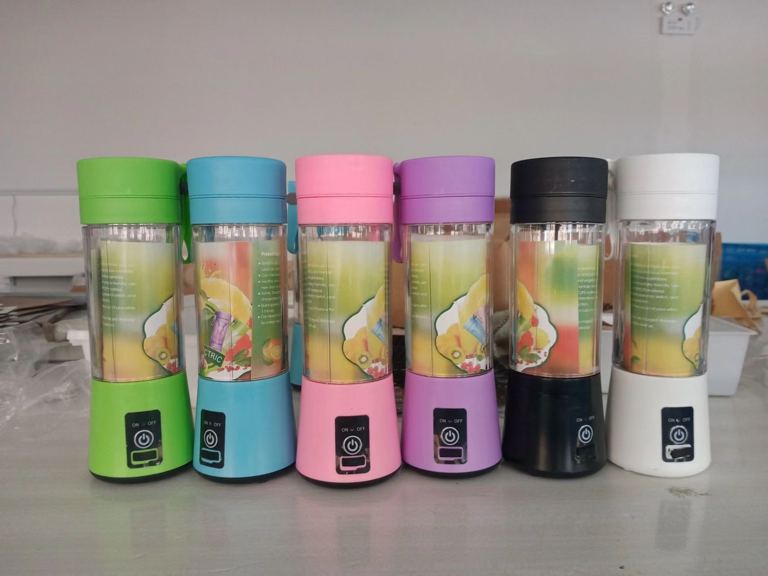 Juice Separator Automatic Wireless Squeezer, Color: Juice machine 6 leaves (common model)
