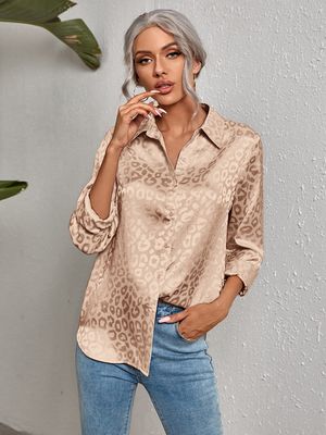 Women&#39;s Clothing Lapel Open Button Sleeved Shirt