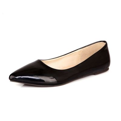 Women&#39;s flat Pointed Toe Lacquered Plain shoe