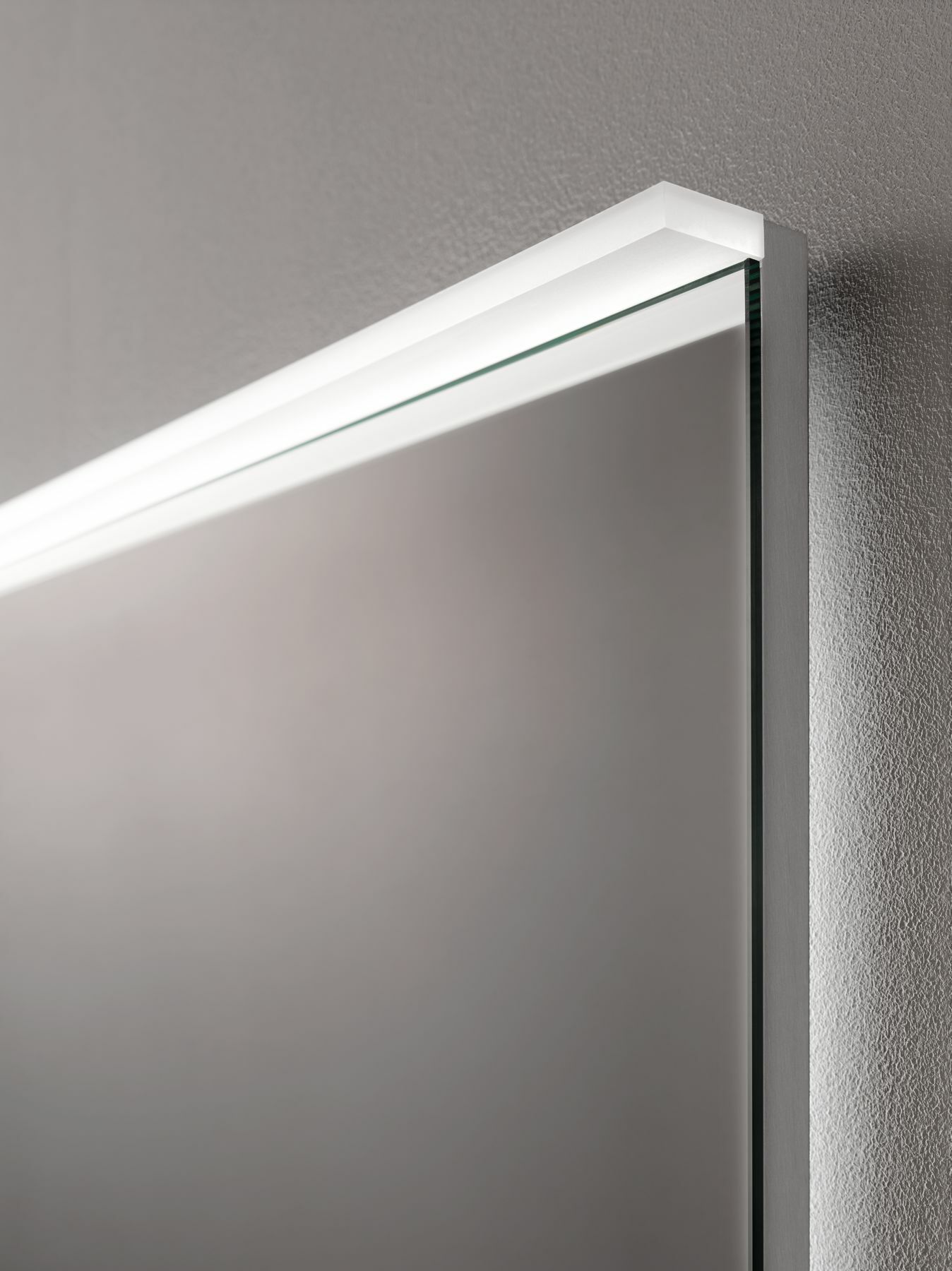 Miroir lumineux Geberit Xeno² 90 cm avec éclairage indirect - vue 4