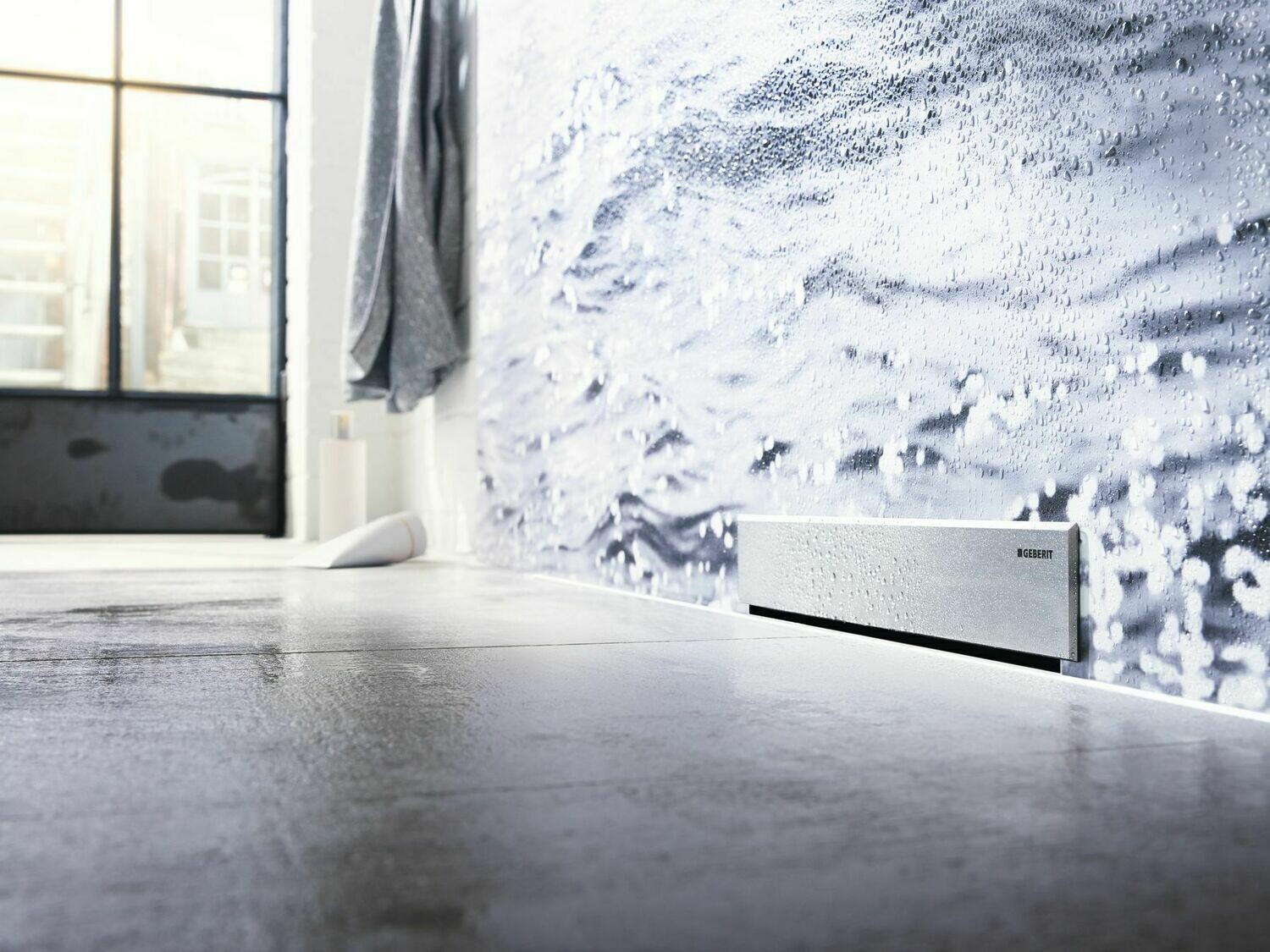 Set de finition Geberit pour évacuation murale en acier inoxydable brossé — vue 4
