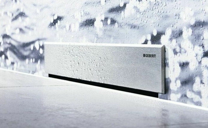 Set de finition Geberit pour évacuation murale en acier inoxydable brossé