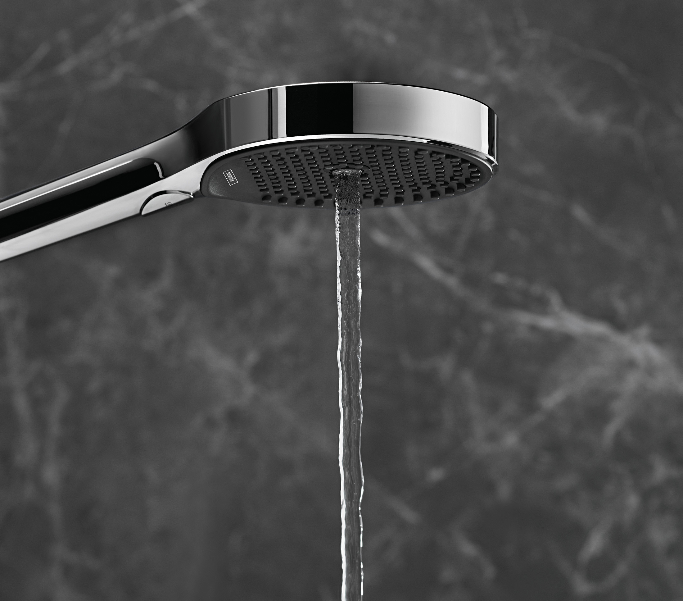 Support mural Hansgrohe avec douchette à main Rainfinity 130 3 jets PowderRain et flexible 125 cm en chromé - vue 5