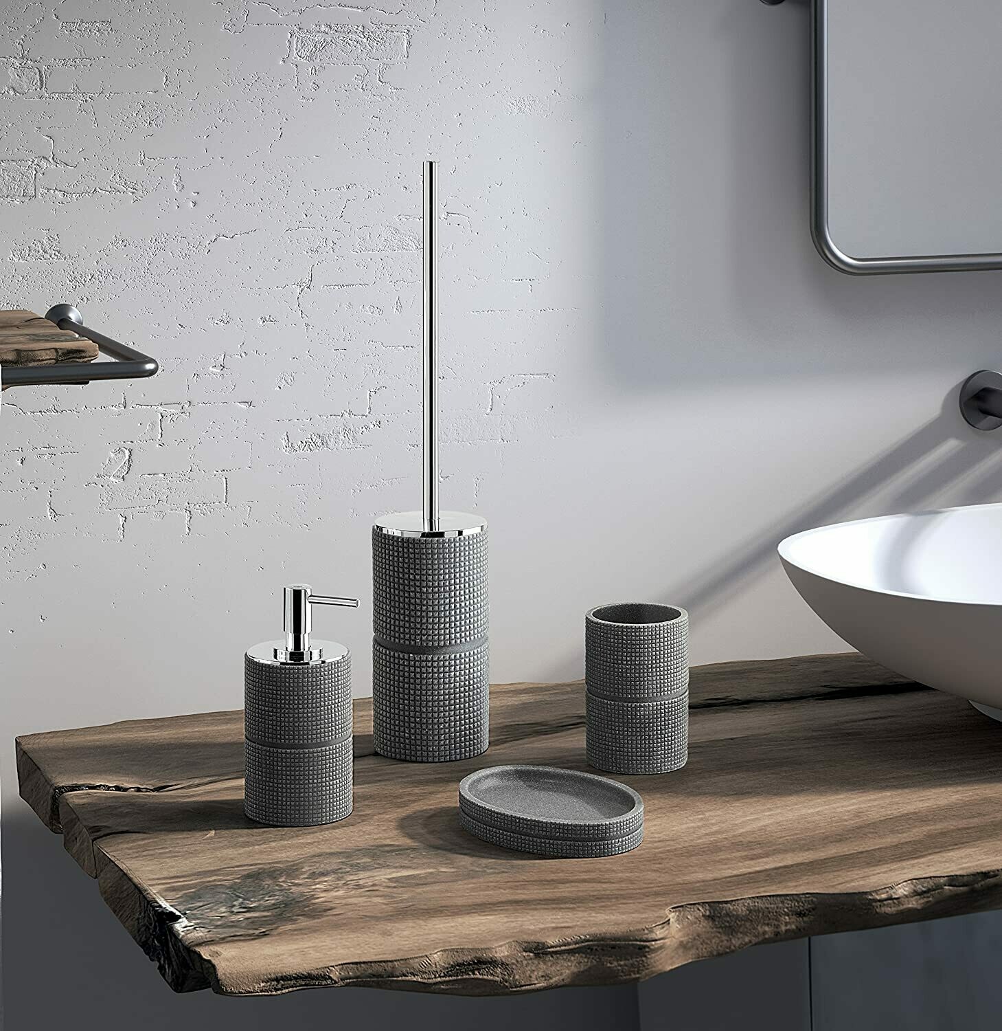 Petra Toothbrush Holder
