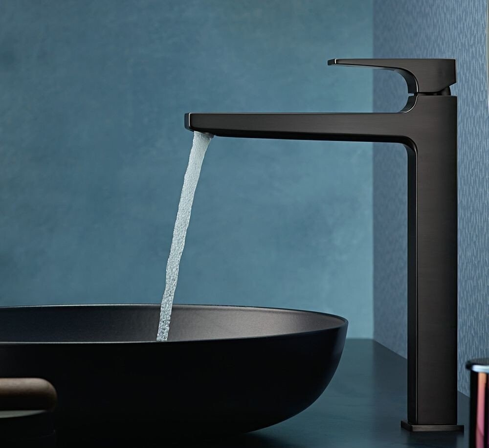 Hansgrohe Metropol 260 Basin Mixer in Brushed Black Chrome with Push-Open Waste Set