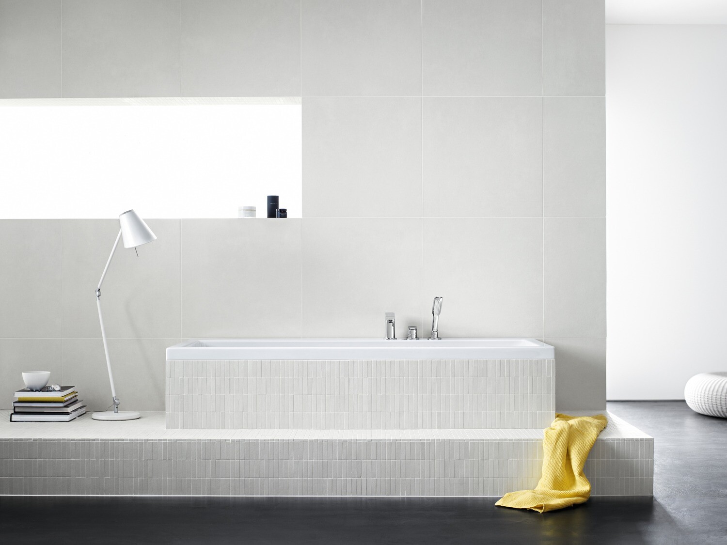 Mitigeur 3 trous pour montage sur bord de baignoire Hansgrohe Metris — vue 3