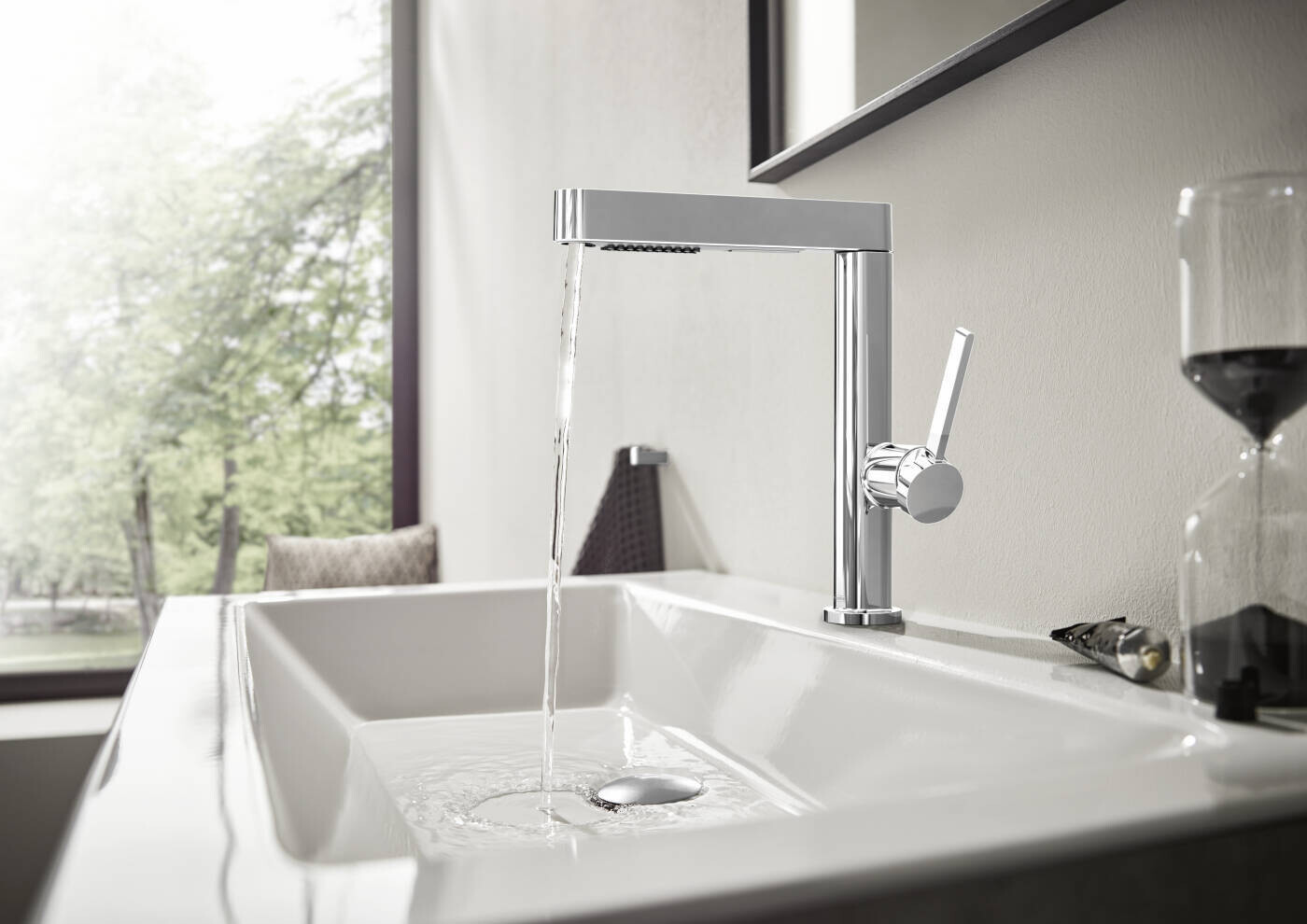 Mitigeur de lavabo Hansgrohe Finoris 230 avec douchette extractible 2 jets et bonde push-open — vue 3
