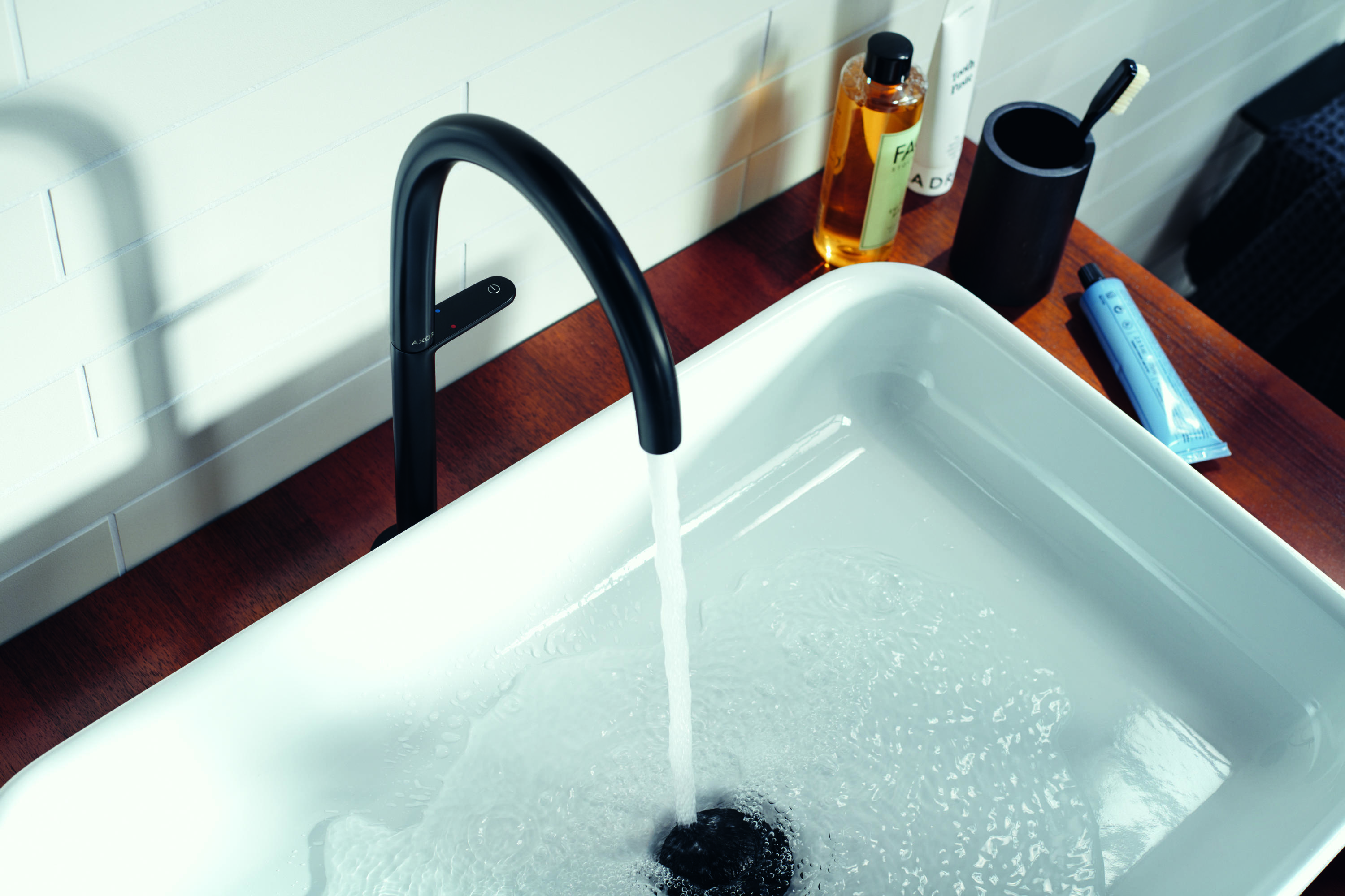 Mitigeur de lavabo AXOR One Select 270 surélevé avec bonde push-open en noir mat - vue 3