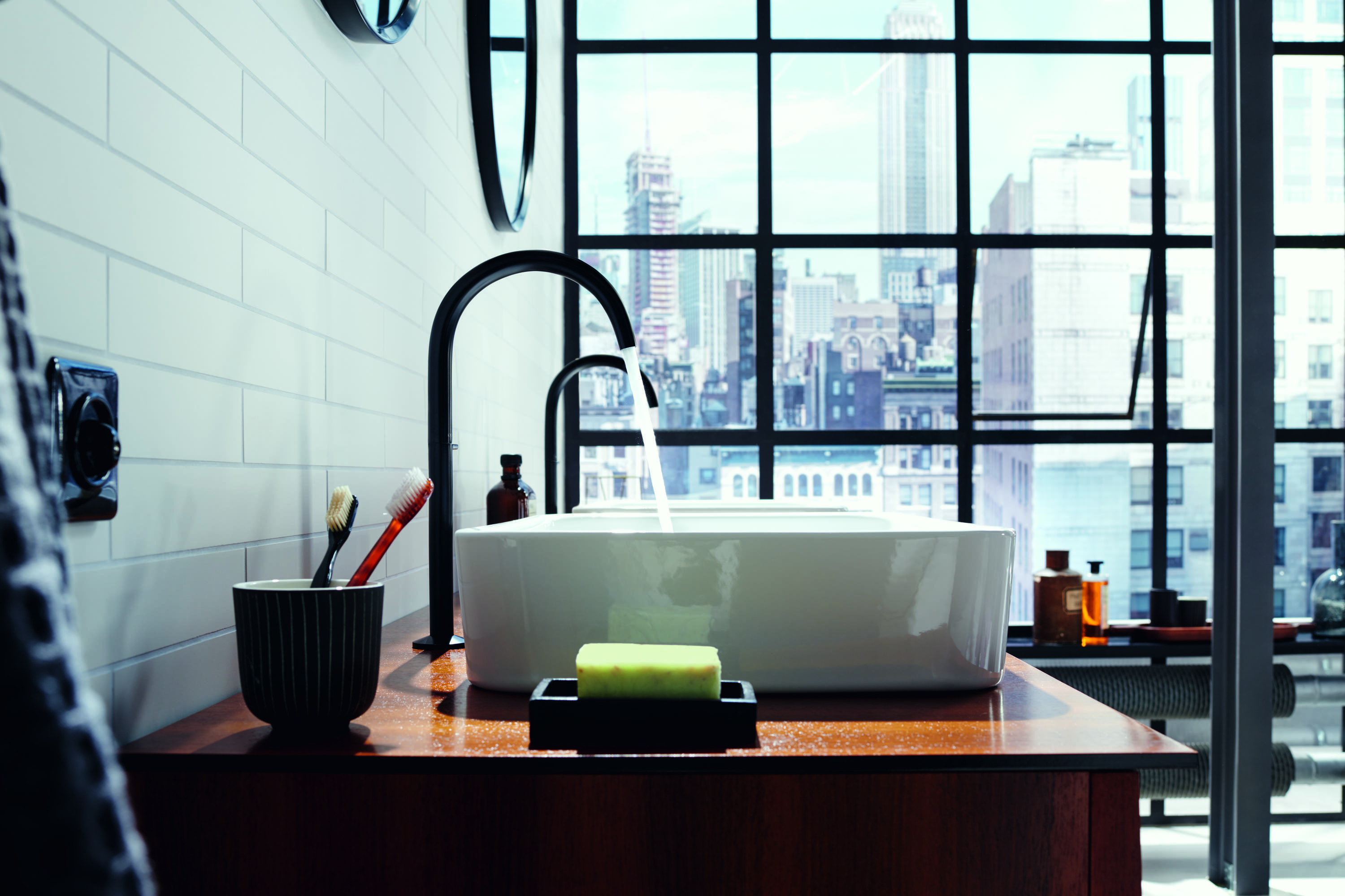 Mitigeur de lavabo AXOR One Select 270 surélevé avec bonde push-open en noir mat - vue 2