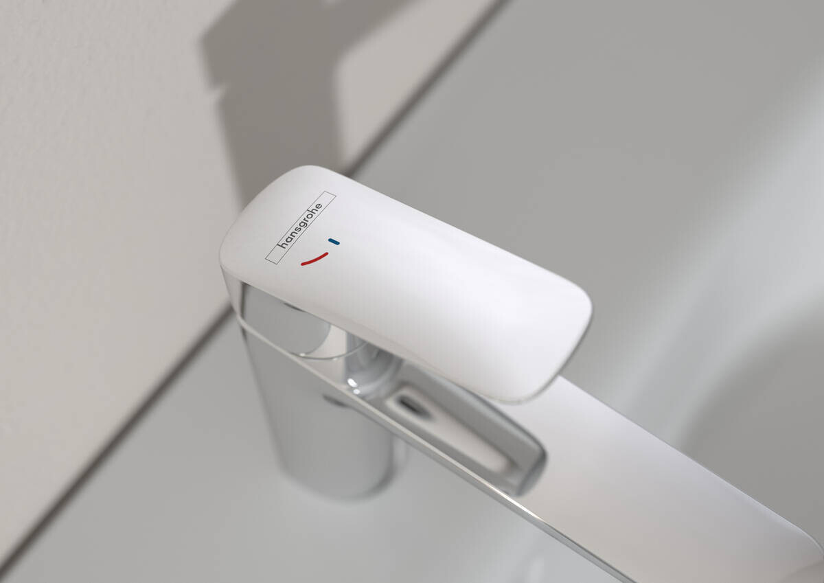 Mitigeur de lavabo Hansgrohe Logis Fine 110 CoolStart avec tirette et vidage — vue 3