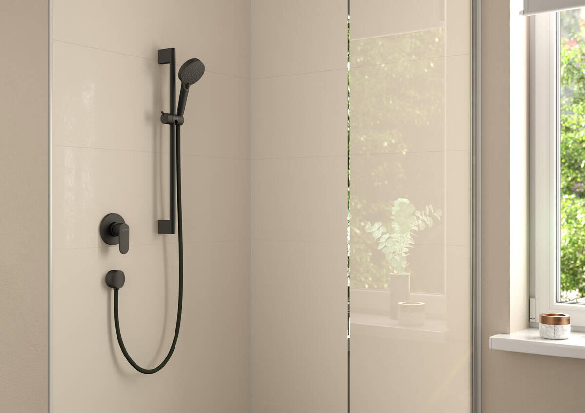 Coude de raccordement Hansgrohe FixFit S en noir mat — vue 3