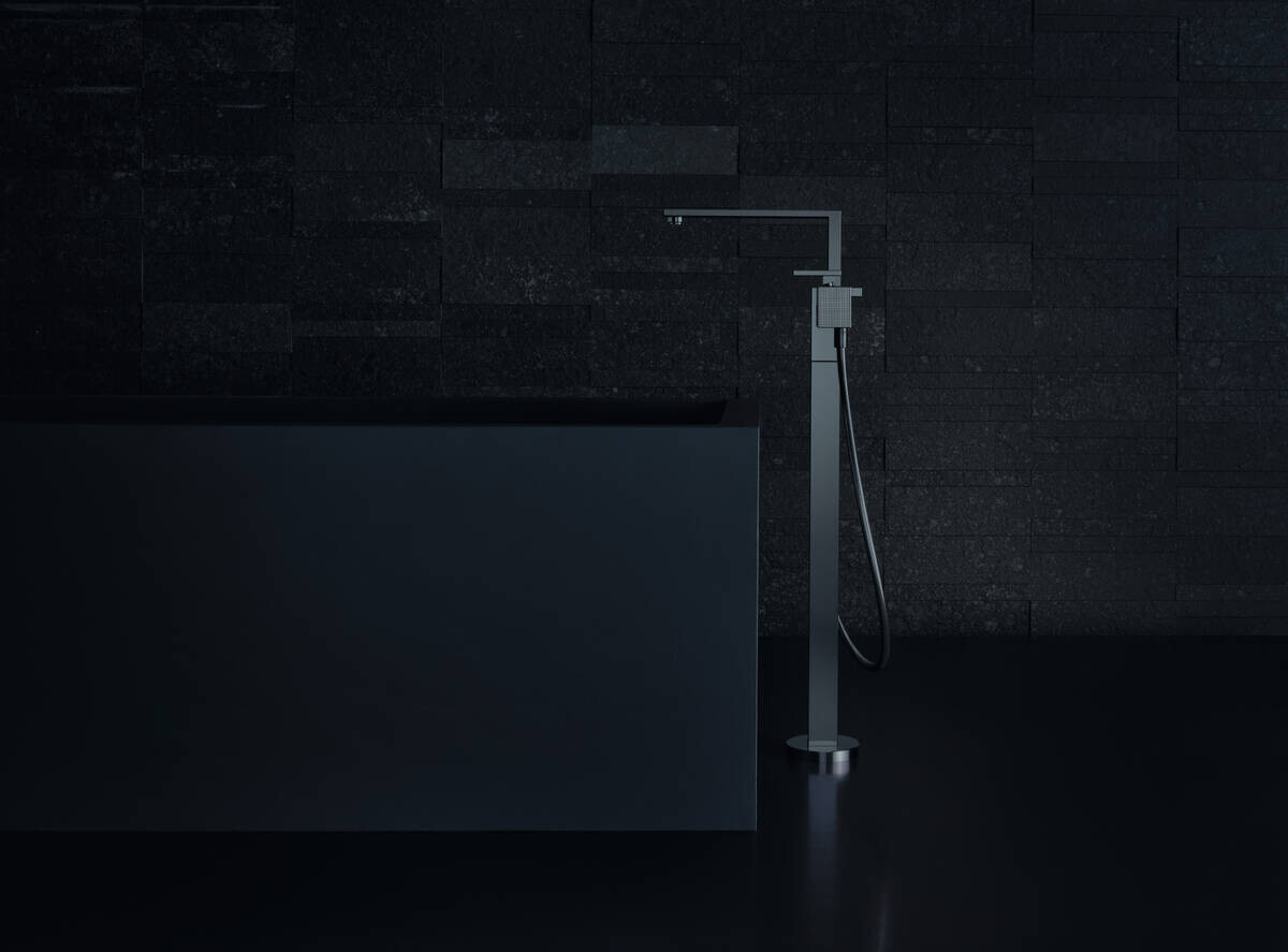 Mitigeur de bain / douche Axor Edge coupe diamant pour montage au sol en noir chromé poli
