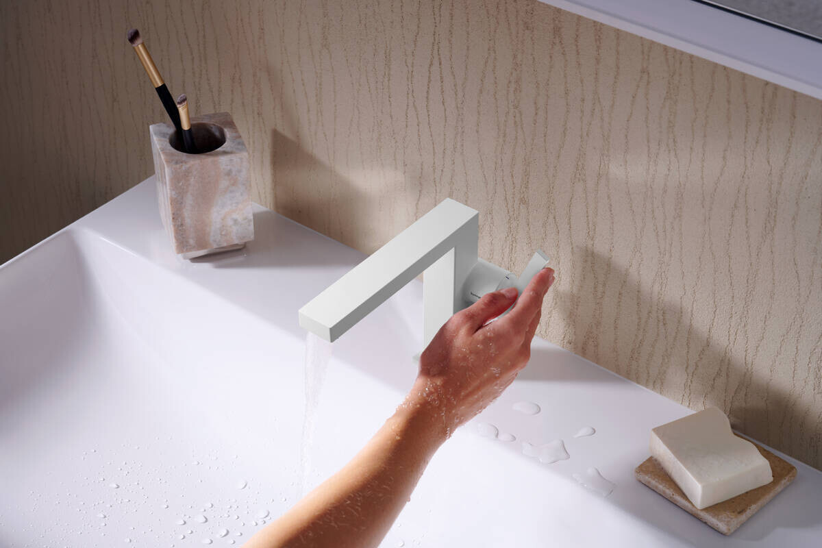 Mitigeur de lavabo Hansgrohe Tecturis E Fine 110 CoolStart avec bonde Push-Open en blanc mat
