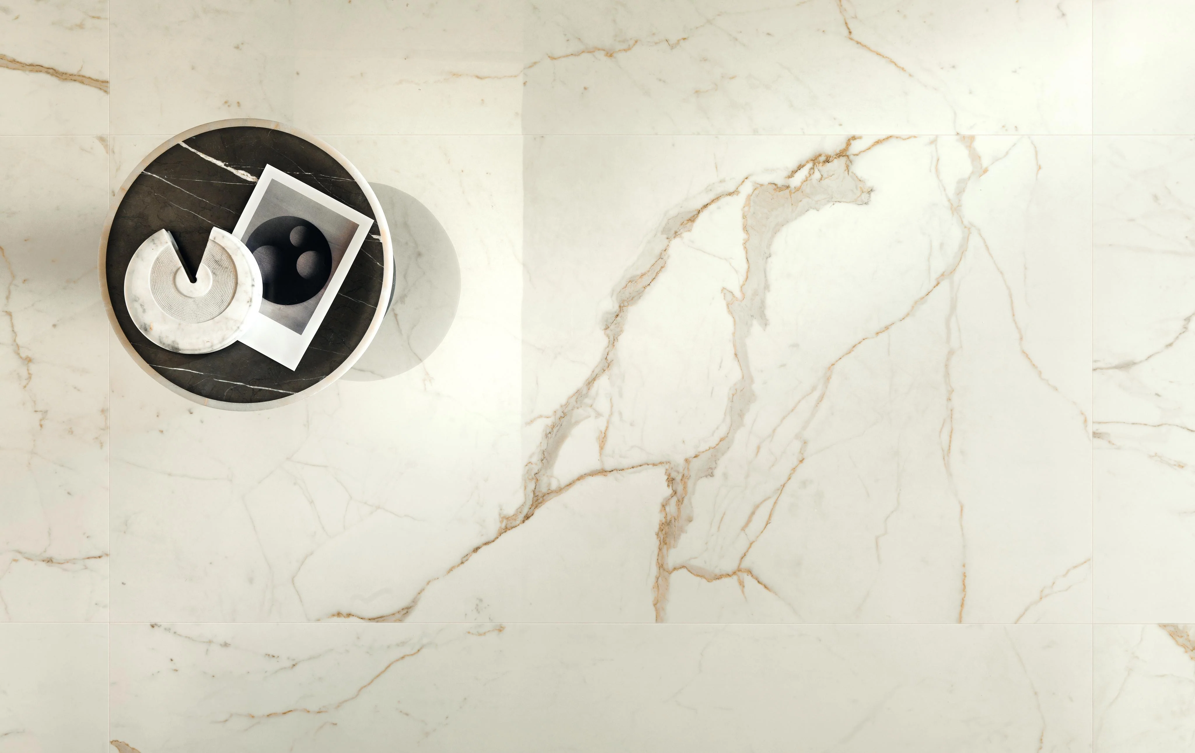 Grès cérame Marvel Shine Calacatta Prestigio poli 120 x 240 cm - Atlas Concorde - vue 5
