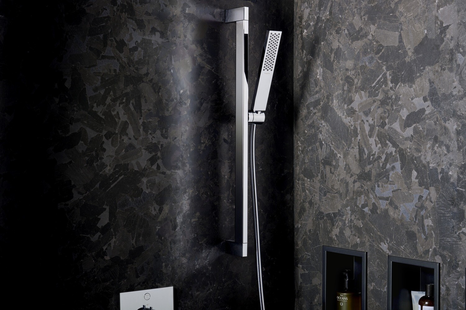 Barre de douche Hansgrohe avec douchette à main Pulsify E 100 EcoSmart et flexible Isiflex — vue 5