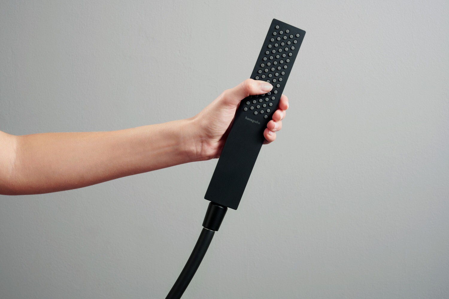 Douchette à main Hansgrohe Pulsify E 100 1 jet EcoSmart en noir mat — vue 4