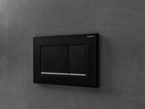 Plaque carrée Geberit Sigma20, finition noire mate, accents chromés, plaque de bouton affleurante.