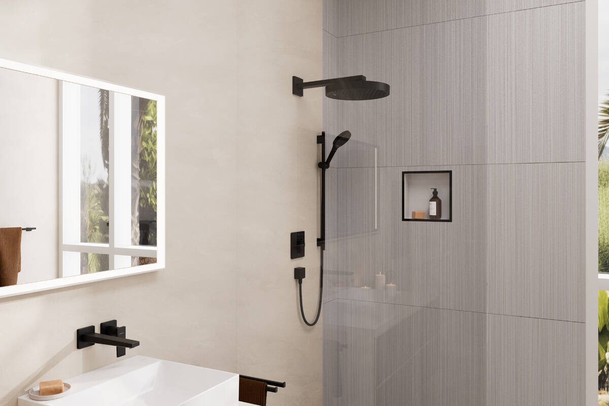 Barre de douche Hansgrohe avec douchette à main Rainfinity Select S Puro 130 EcoSmart 3 jets et flexible Designflex en noir mat