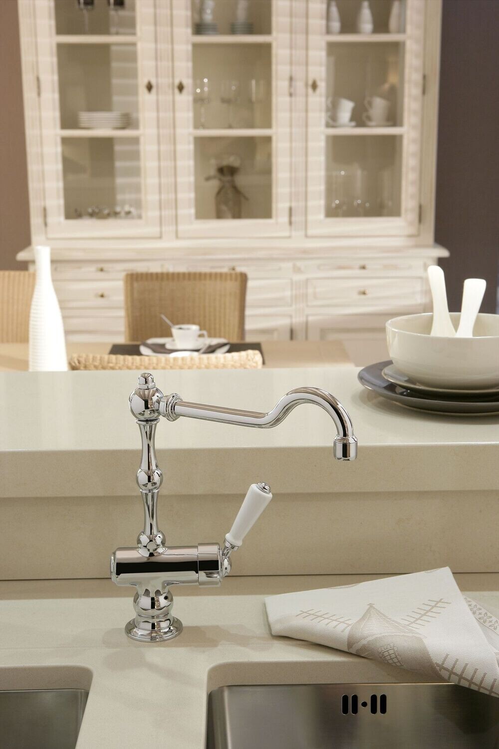 Mitigeur de cuisine THG 234 avec bec orientable