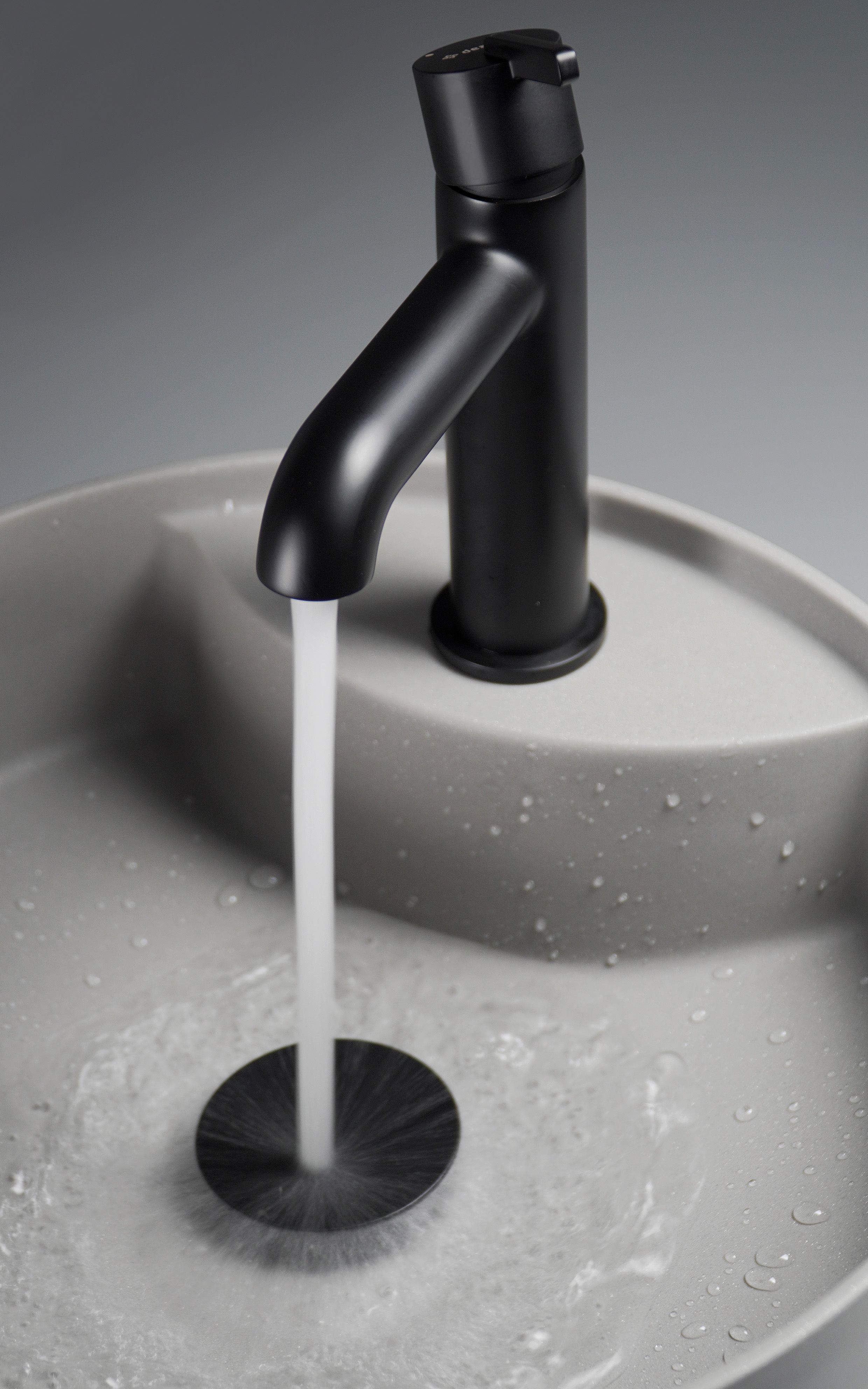 Bonde de lavabo Deante click-clac en noir mat - vue 3