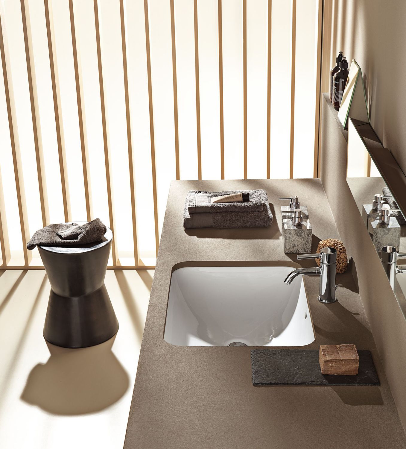 Geberit VariForm Rectangular Undermount Sink 58 x 49 cm with Overflow