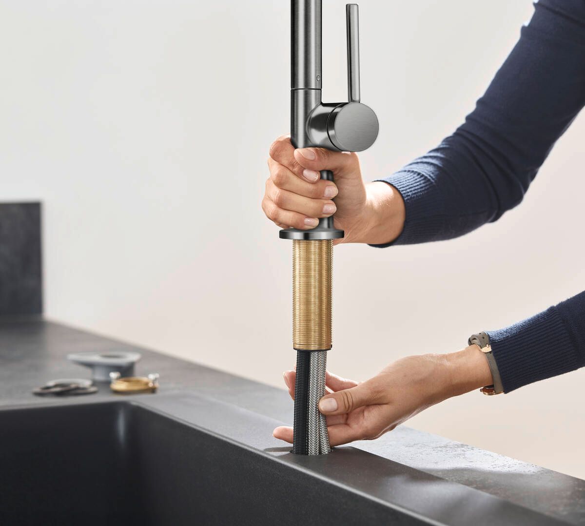 Mitigeur de cuisine Hansgrohe Talis M54 210 avec douchette extractible 2 jets, sBox en noir chromé brossé — vue 5
