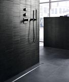Set de finition Geberit CleanLine80 - noir chromé / brossé, revêtu Surface: noir chromé / brossé, revêtu - Longueur 30 - 130 cm