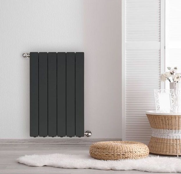 Elément de radiateur en aluminium moulé Fondital Blitz Super B4 (entraxe 500 / profondeur 100) en noir mat — vue 3