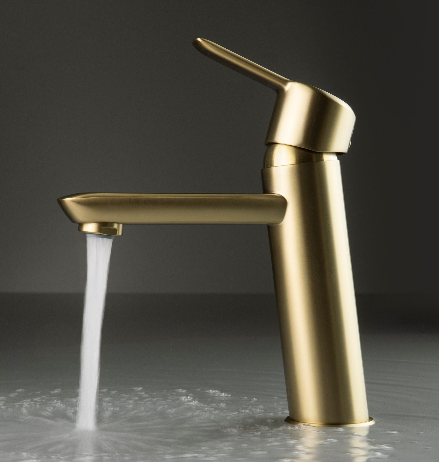 Mitigeur de lavabo Deante Arnika 100 sans bonde en PVD or brossé — vue 3