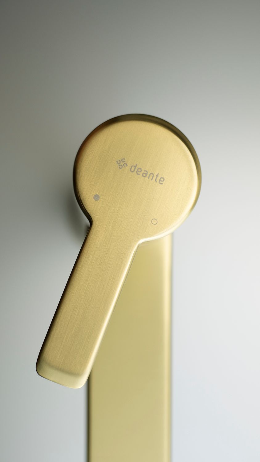 High-Rise Basin Mixer Deante Arnika 225 Without Waste in Brushed Gold