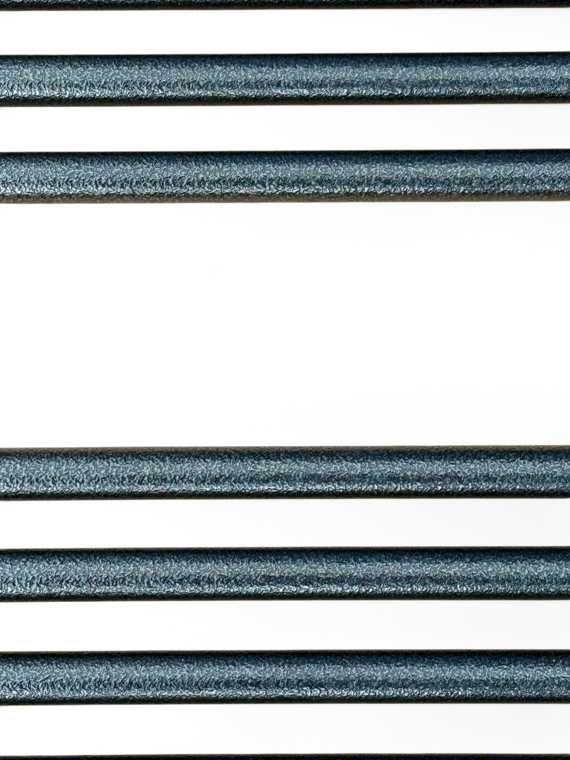 Radiateur sèche-serviettes en aluminium Fondital Cool 86 x 45 cm en noir martelé