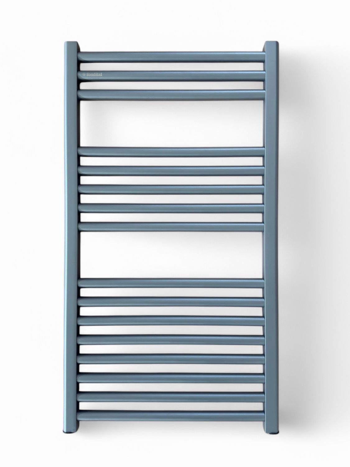 Radiateur sèche-serviettes en aluminium Fondital Cool 86 x 45 cm en gris clair