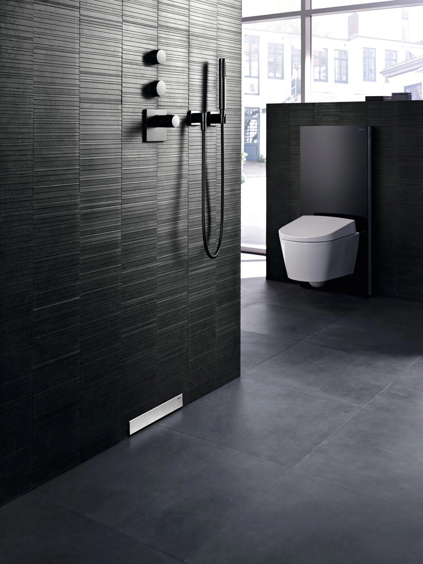 Bâti-support Geberit Duofix 1.0 pour douche murale - débit d'évacuation 24 L/min - vue 3