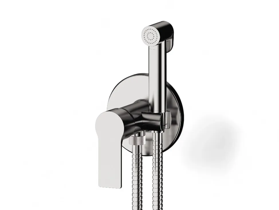 Ensemble hygiénique encastré de WC avec mitigeur encastré Remer Energy en laiton chromé